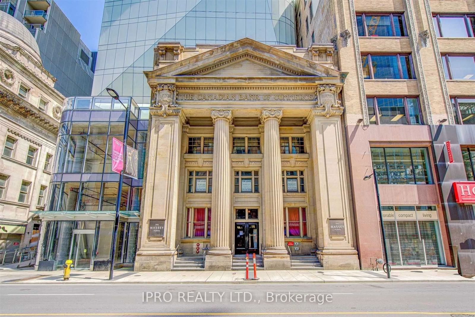 197 Yonge St, unit 4005 for rent