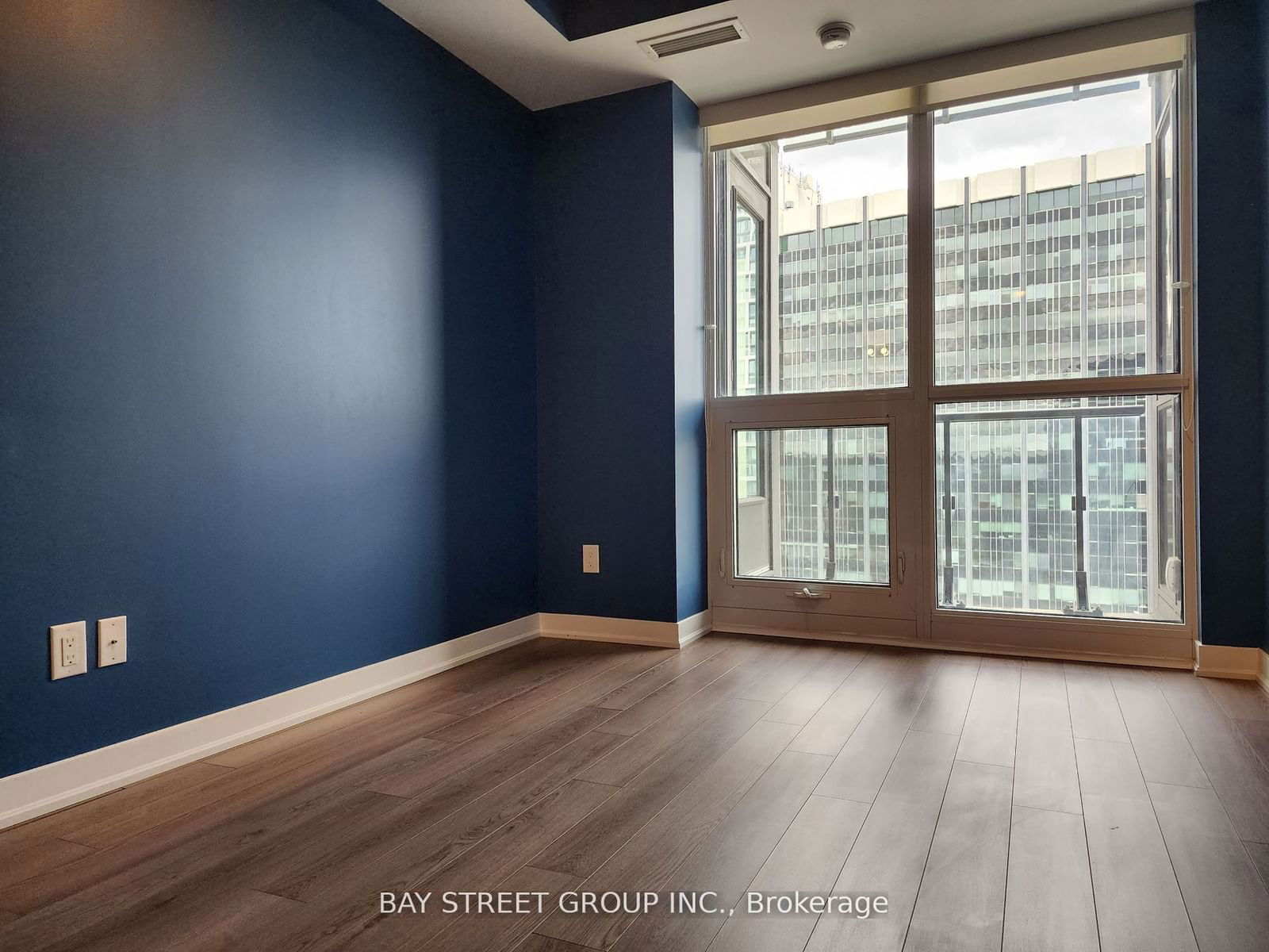 60 Berwick Ave, unit 1212 for rent