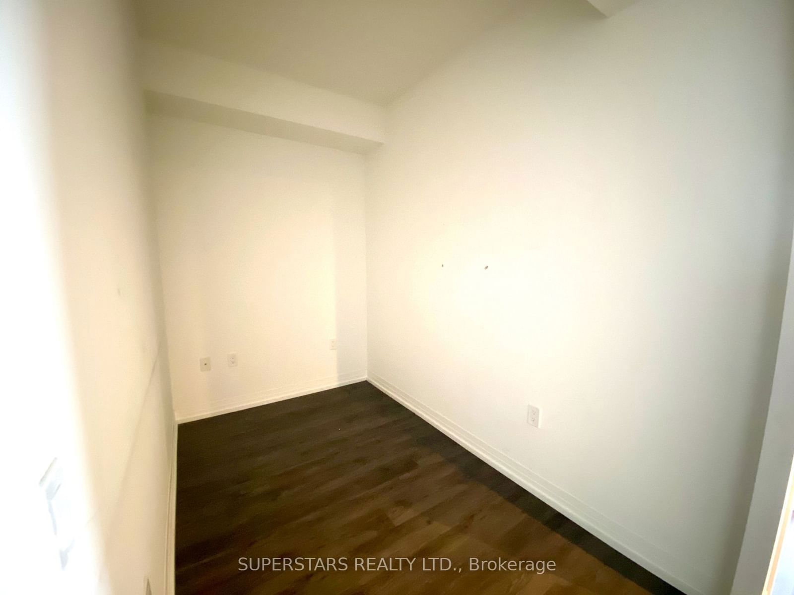 251 Jarvis St, unit 2412 for rent