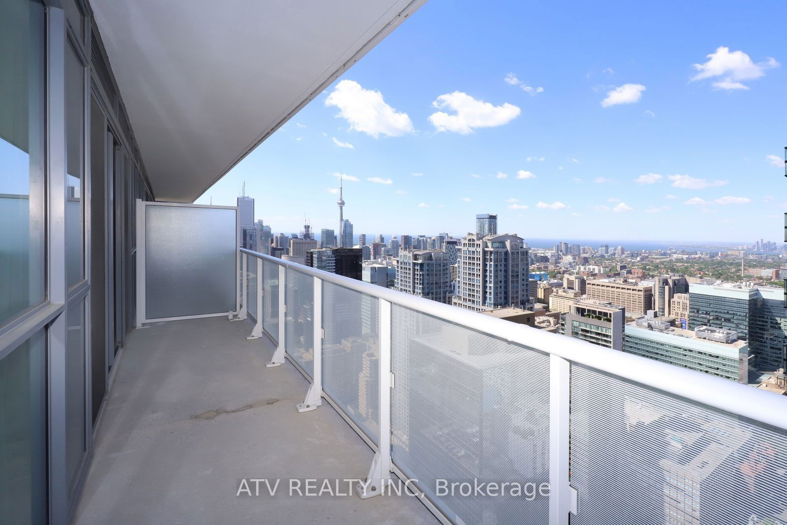 7 Grenville St, unit 5313 for rent