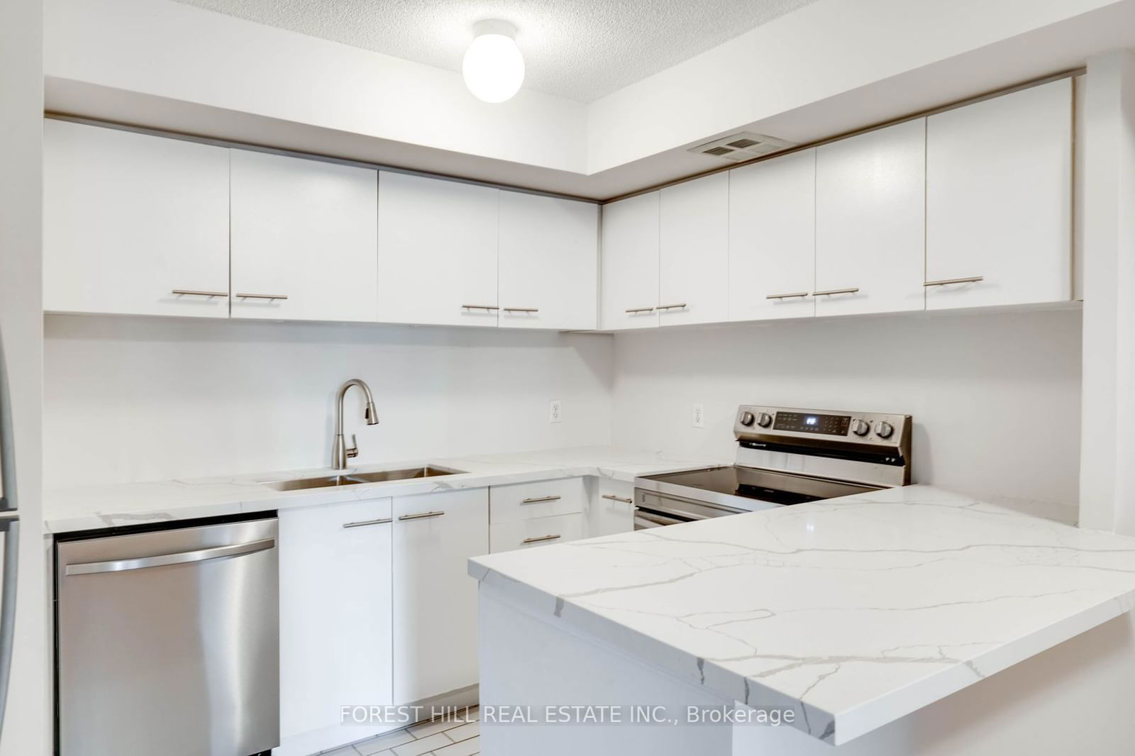 25 The Esplanade, unit 710 for rent