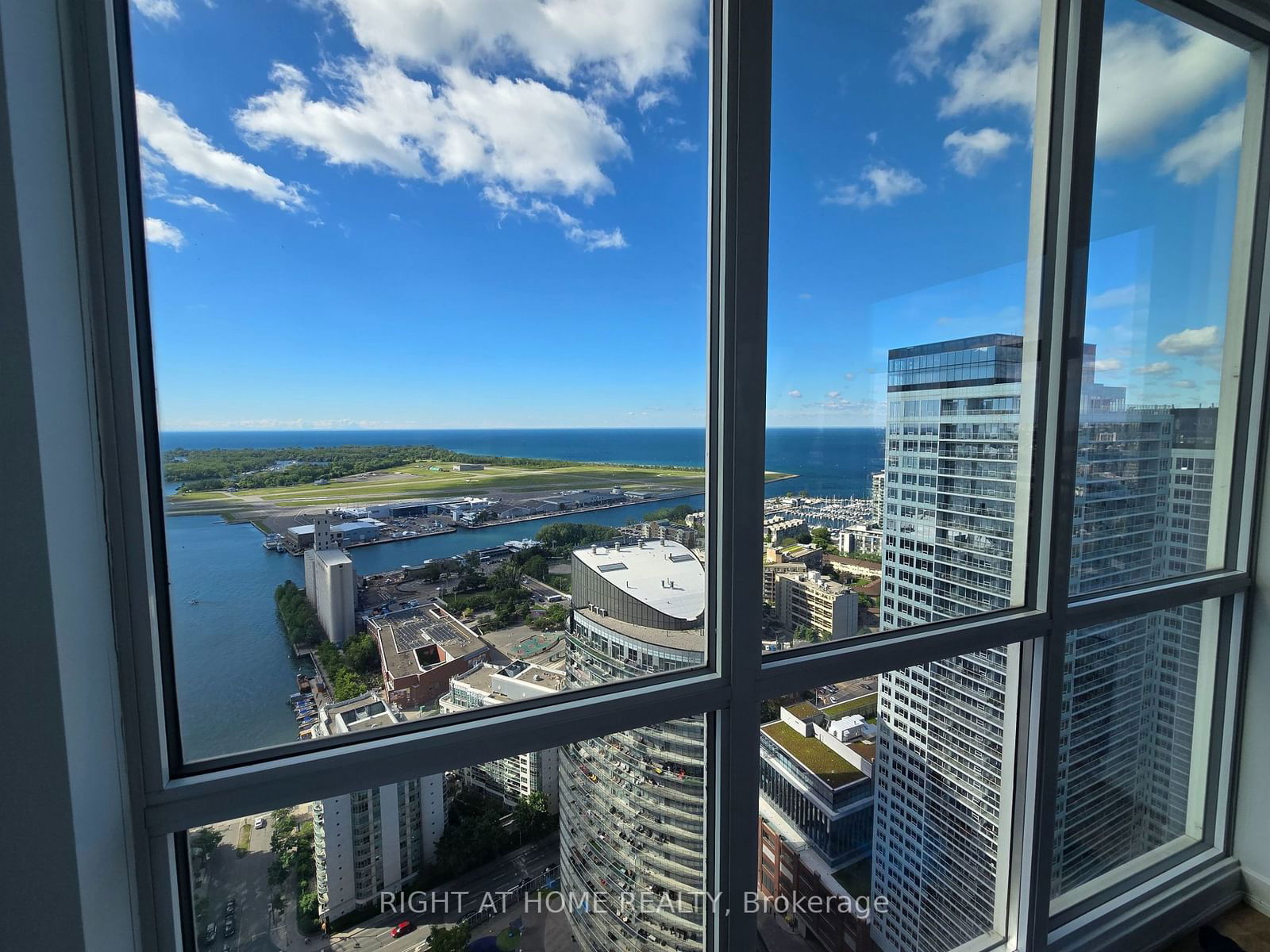 75 Queens Wharf Rd, unit 4708 for rent