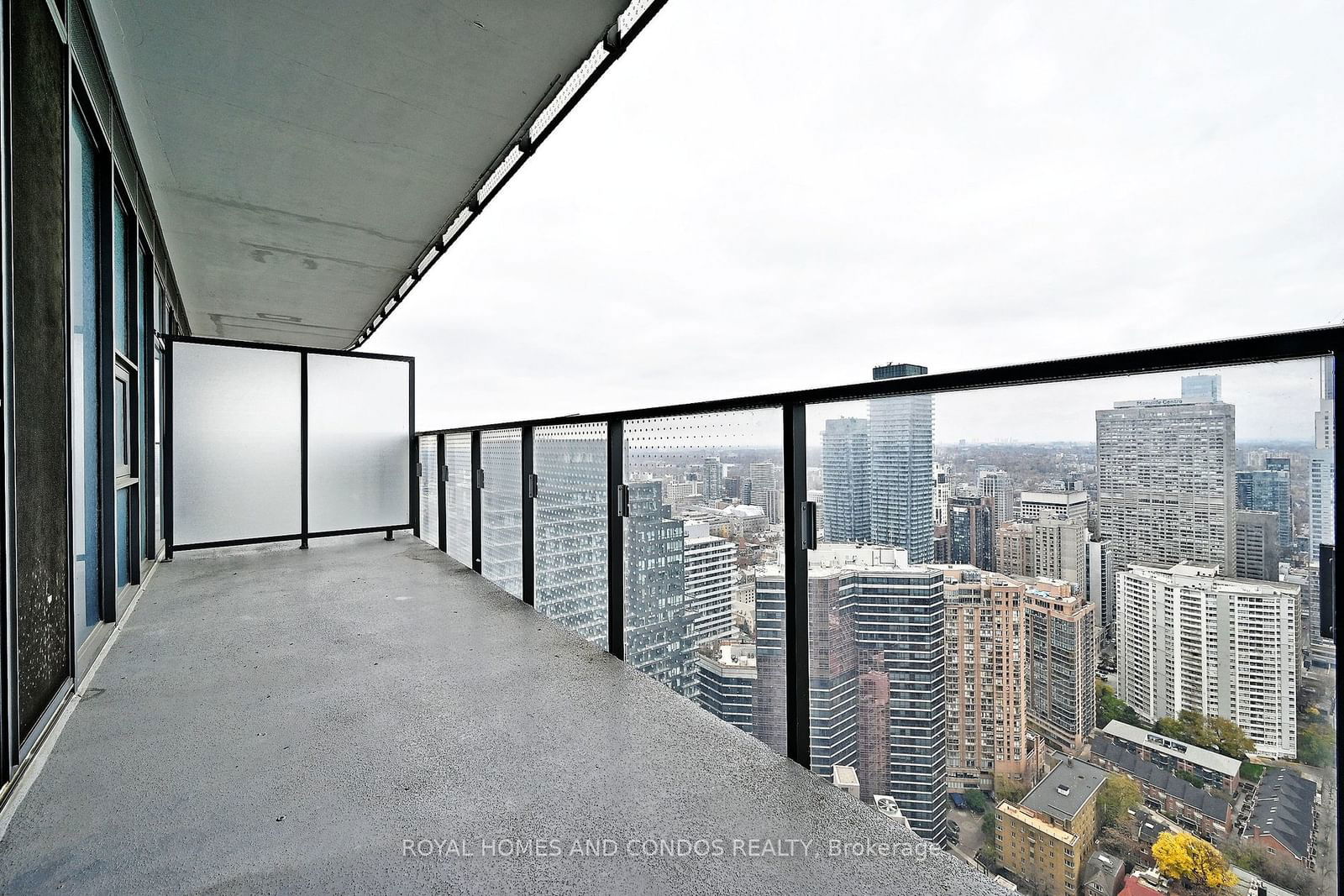 11 Wellesley St W, unit 4609 for rent