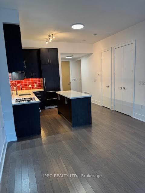 39 QUEENS QUAY E, unit 936 for rent