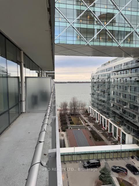 39 QUEENS QUAY E, unit 936 for rent