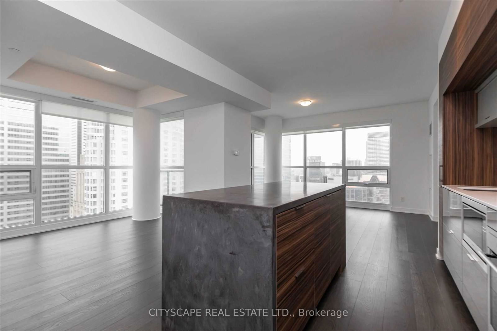 88 Scott St, unit 4202 for rent