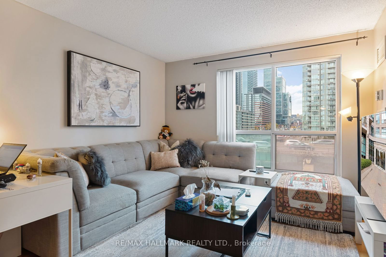 410 Queens Quay W, unit 505 for sale