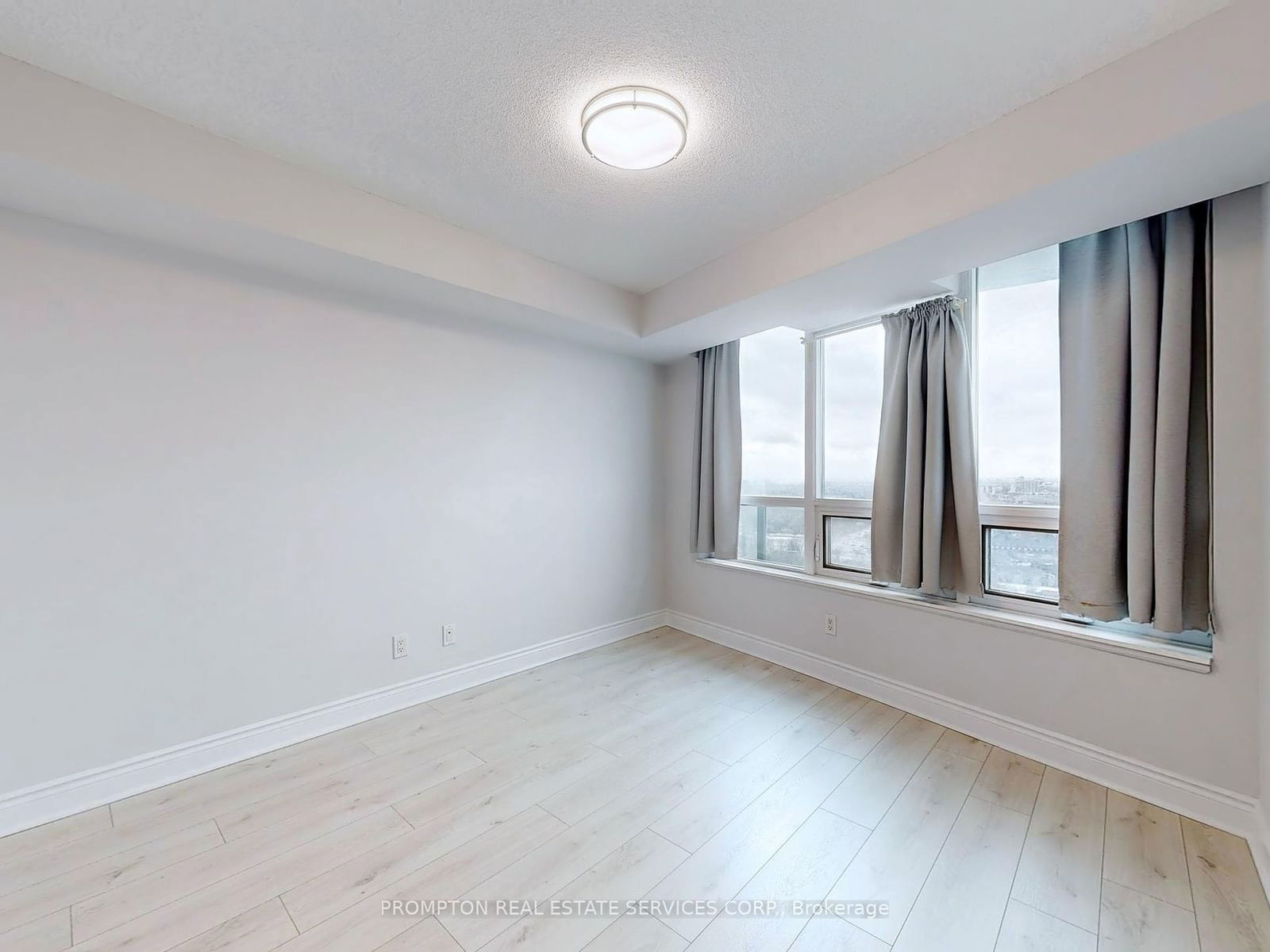 15 Greenview Ave, unit 2811 for sale