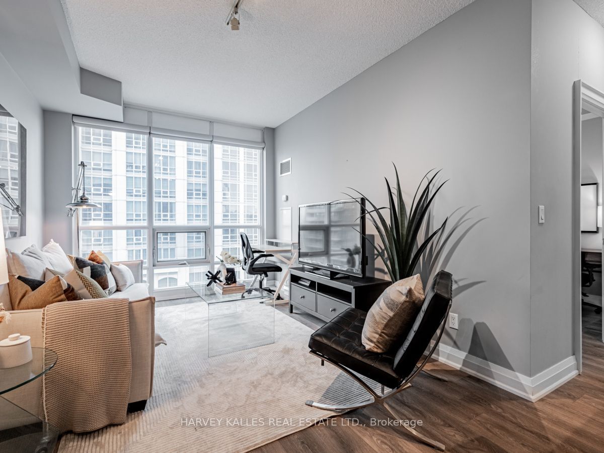 761 Bay St, unit 3313 for sale