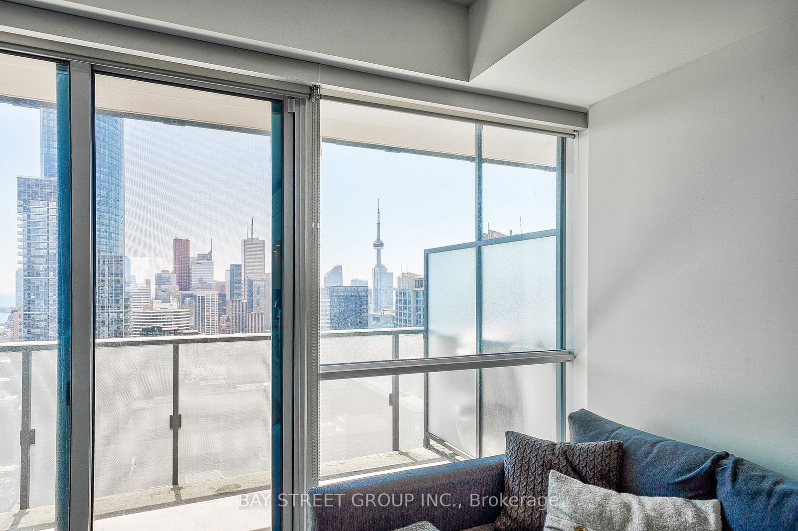 15 Grenville St, unit 4301 for sale