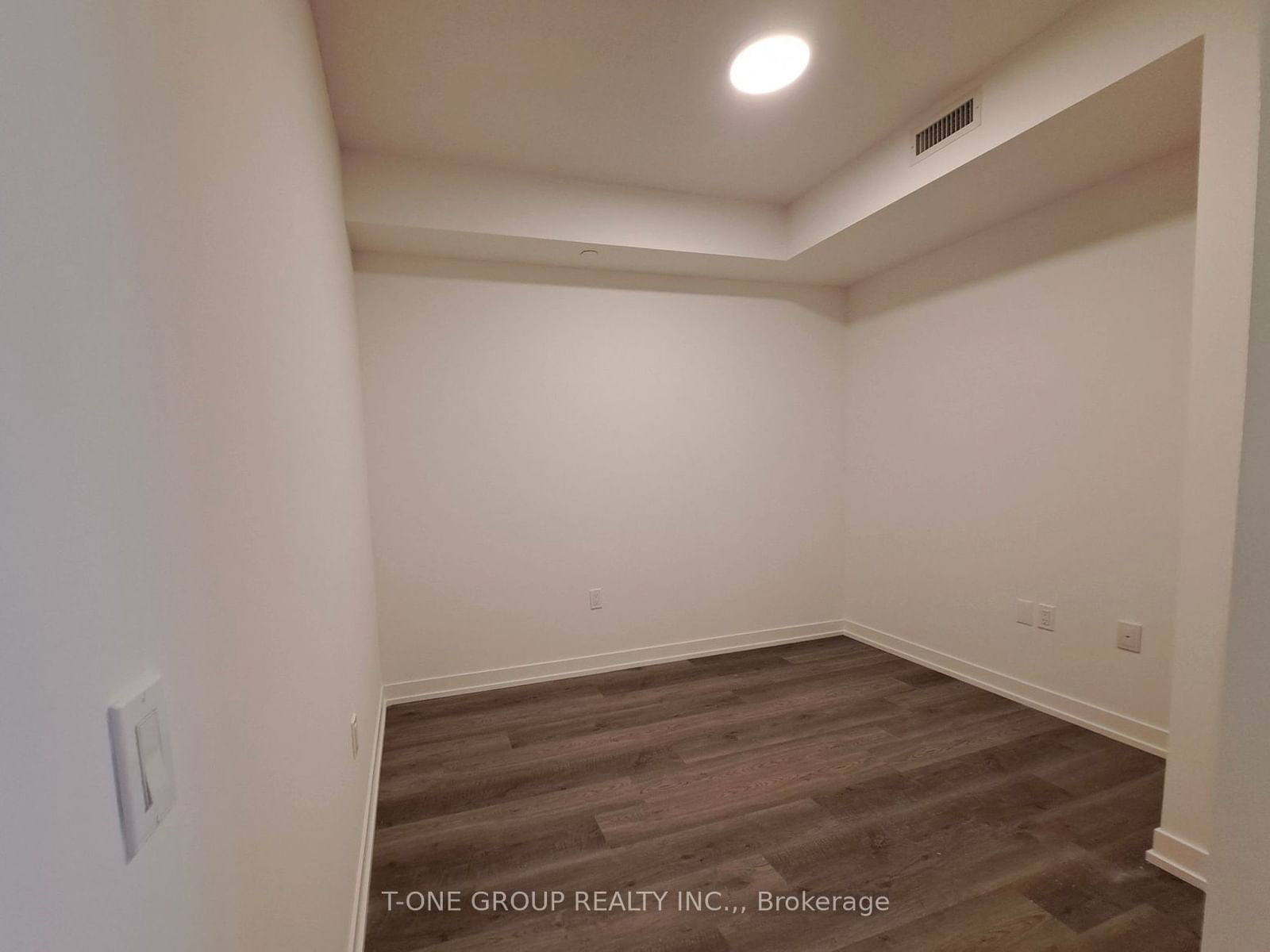 55 Cooper St, unit 3710 for rent