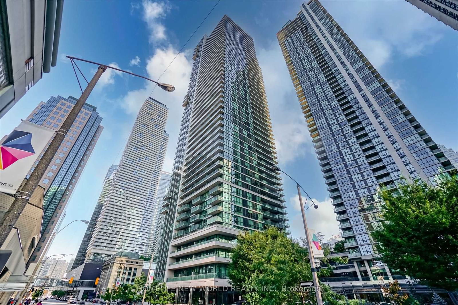 33 Bay St, unit 3402 for sale