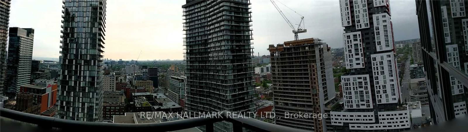 290 Adelaide St W, unit 2403 for rent