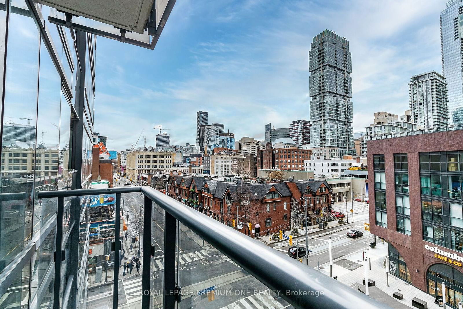 295 Adelaide St, unit 606 for sale