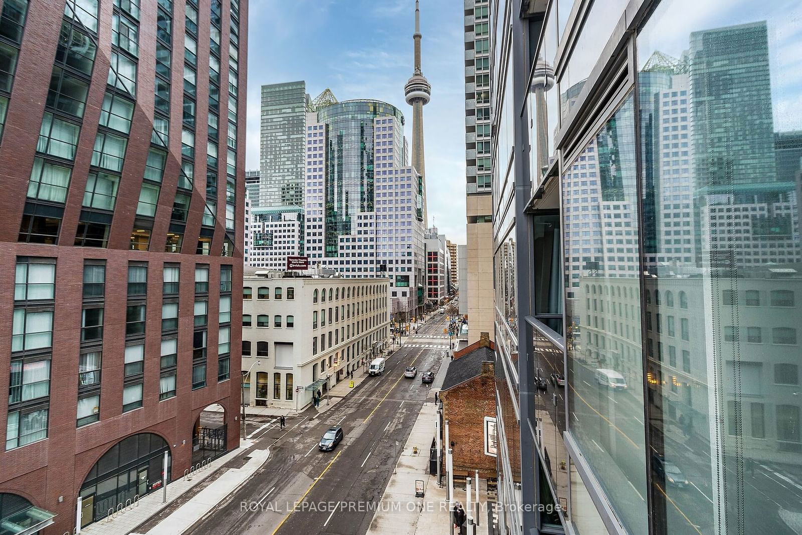 295 Adelaide St, unit 606 for sale