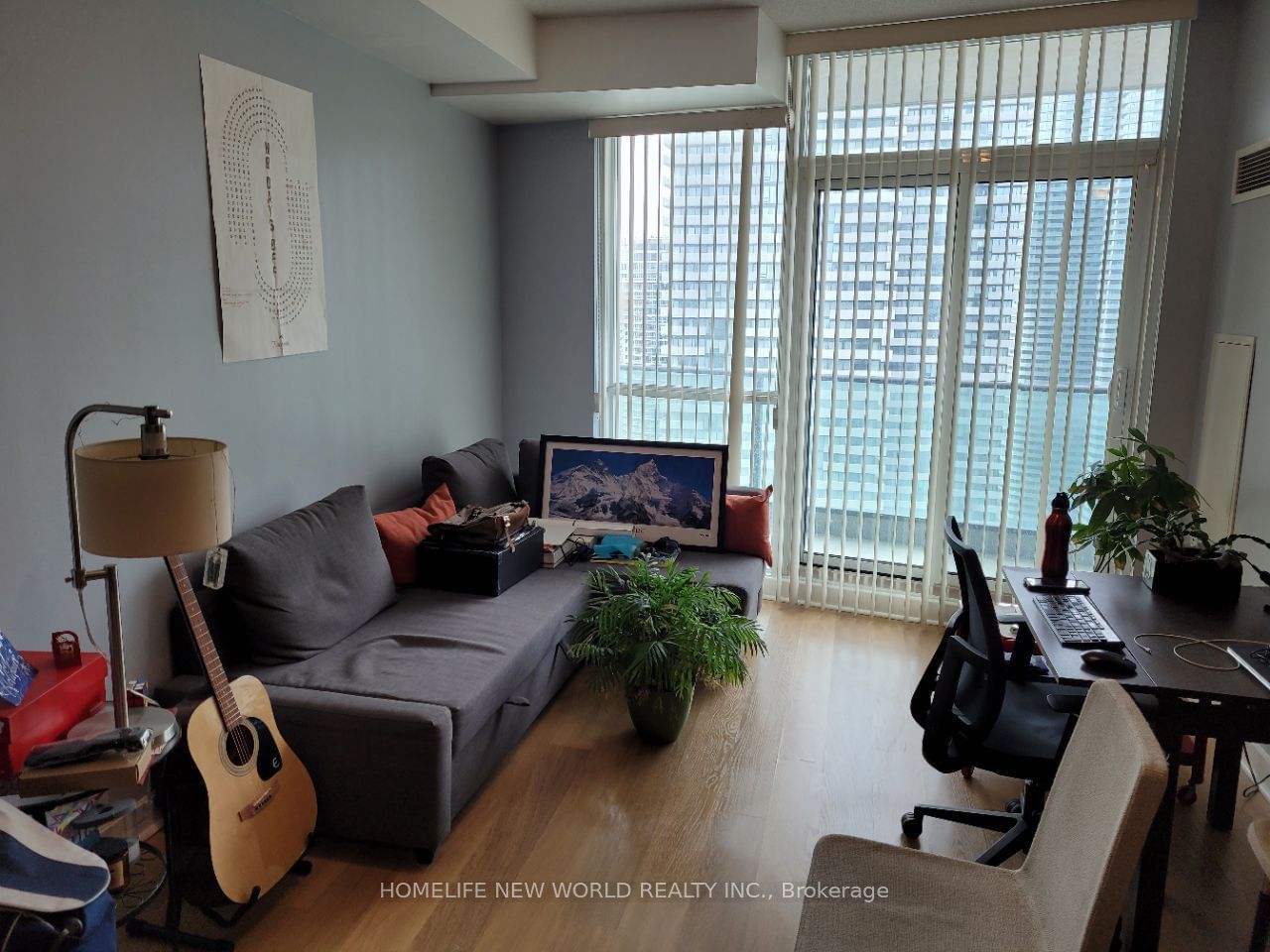 33 Bay St, unit 3402 for rent