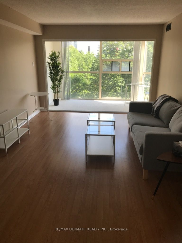 705 King St W, unit 415 for rent