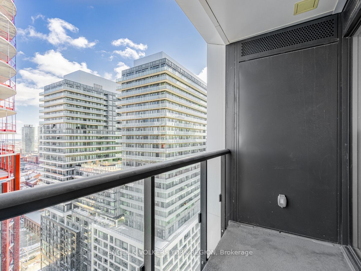 158 Front St E, unit 2211 for sale