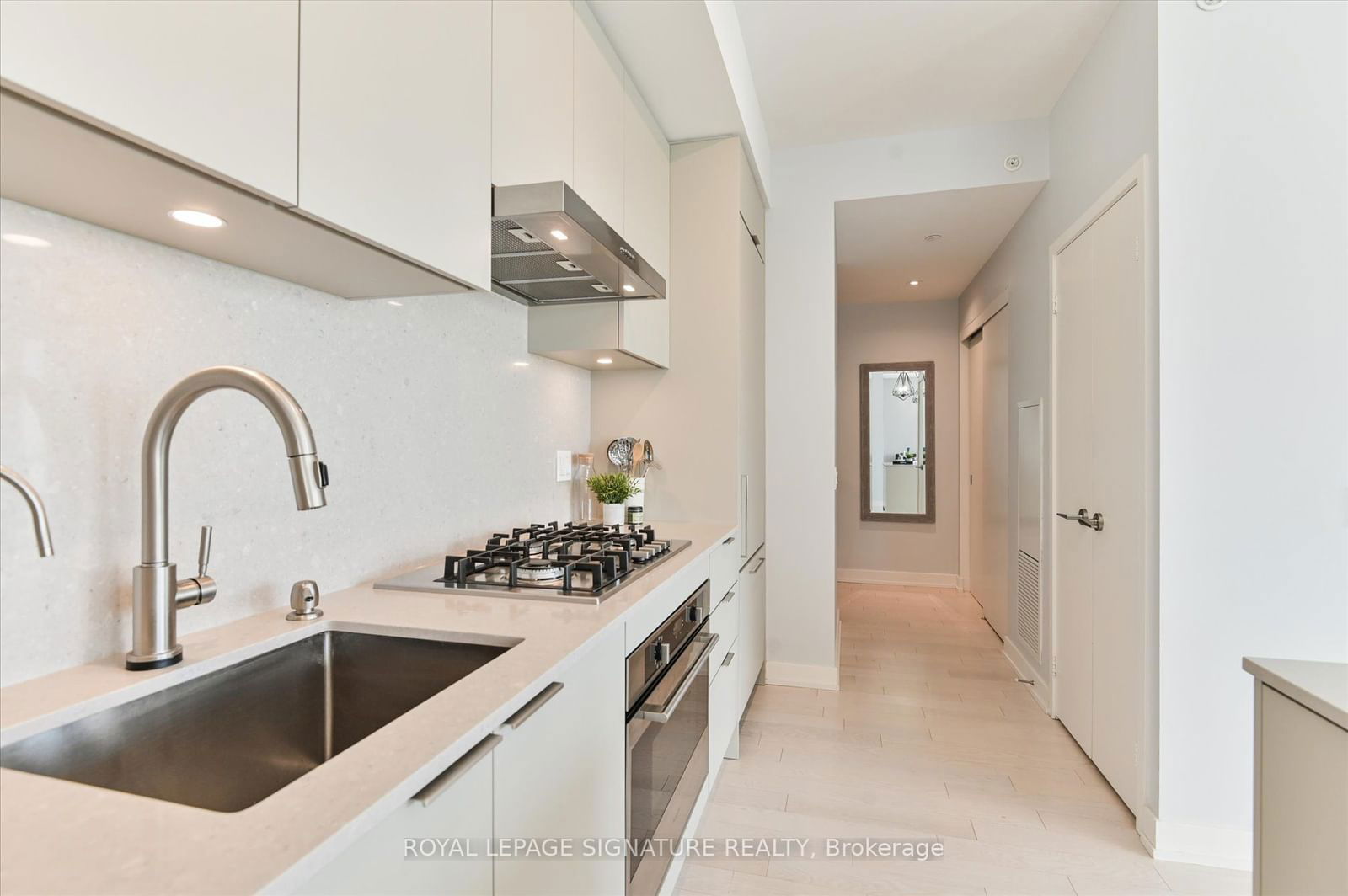 20 Lombard St, unit 4107 for sale