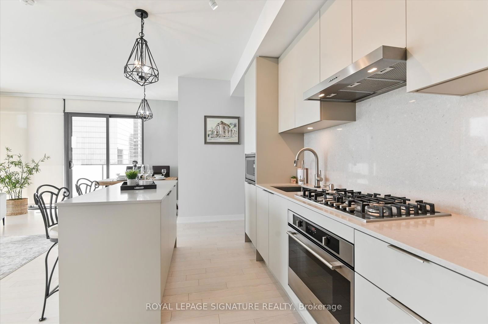 20 Lombard St, unit 4107 for sale