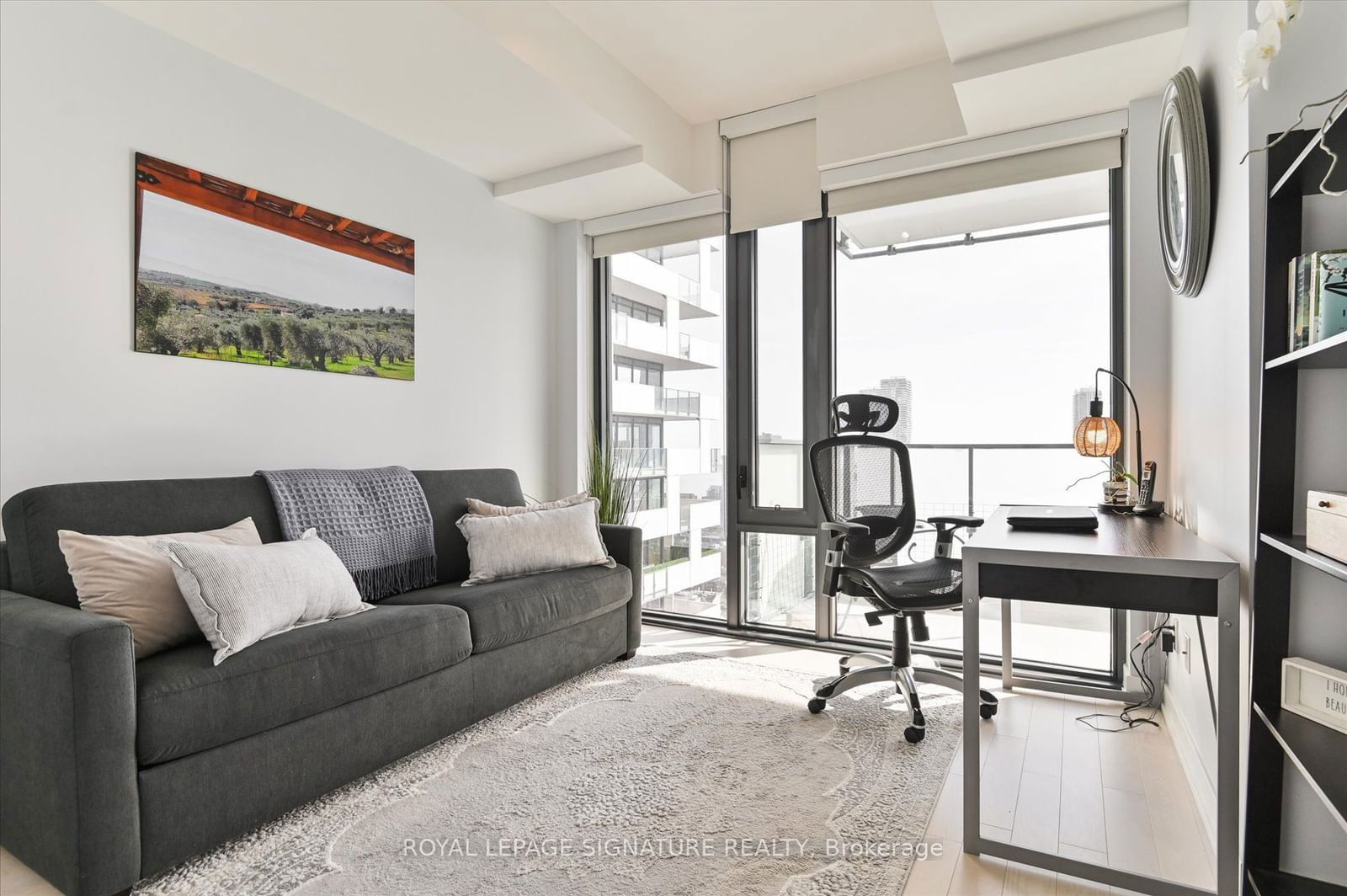 20 Lombard St, unit 4107 for sale