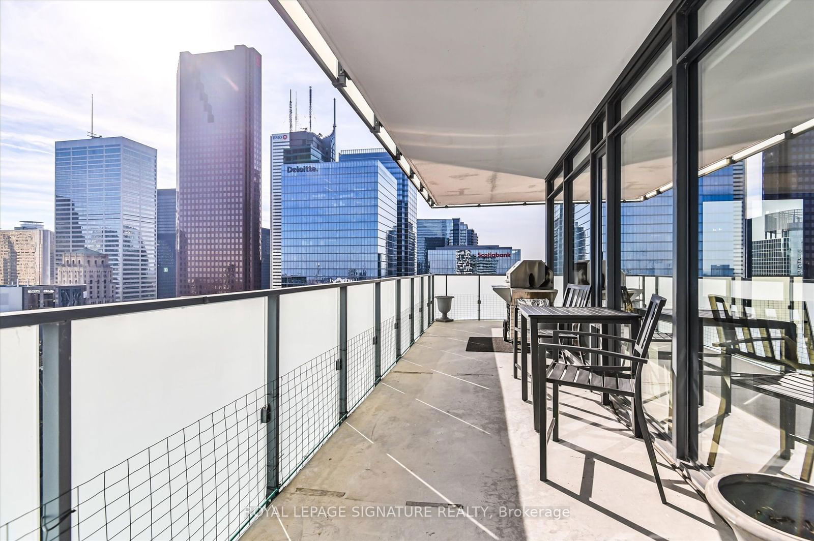 20 Lombard St, unit 4107 for sale