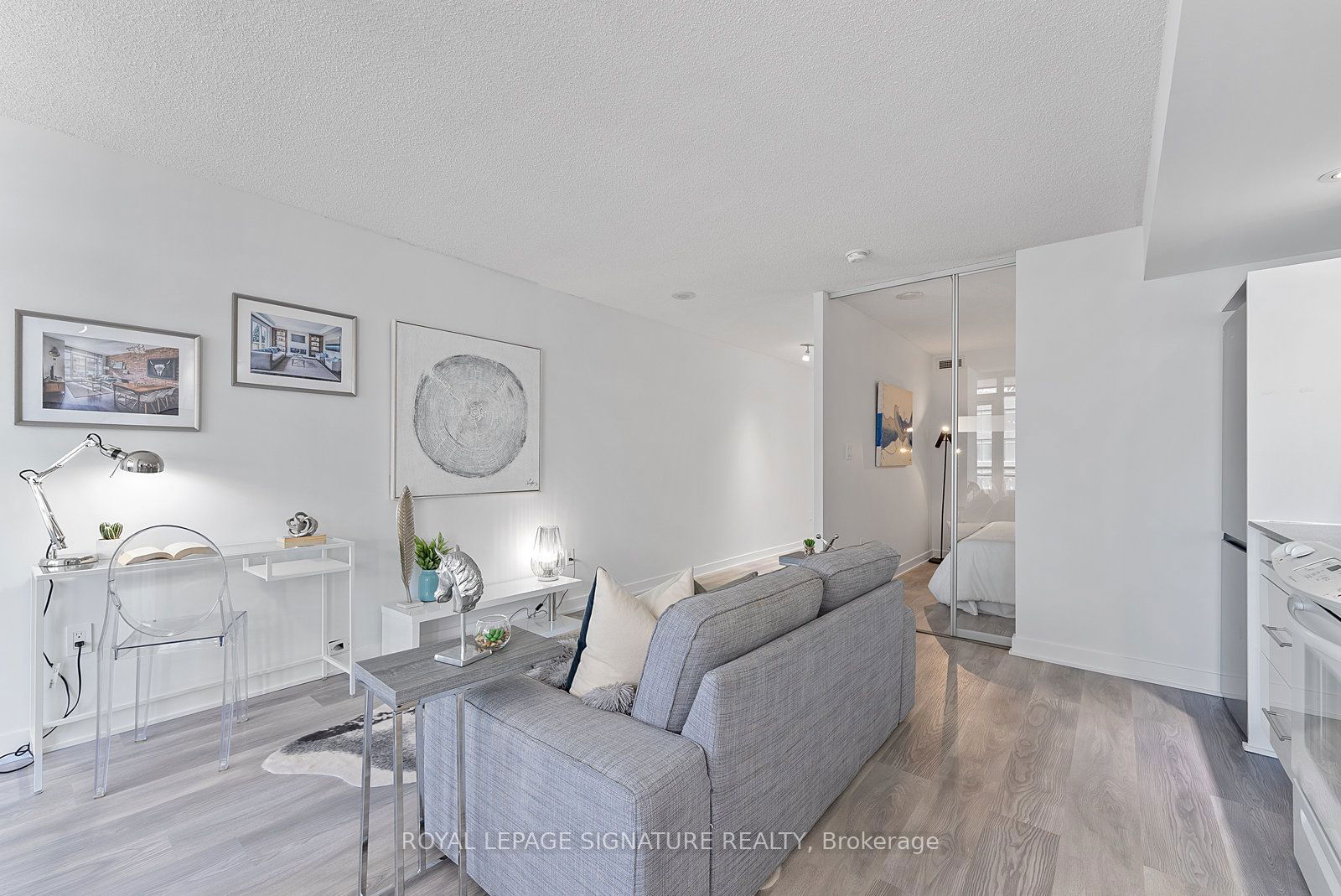 4K Spadina Ave, unit 917 for rent