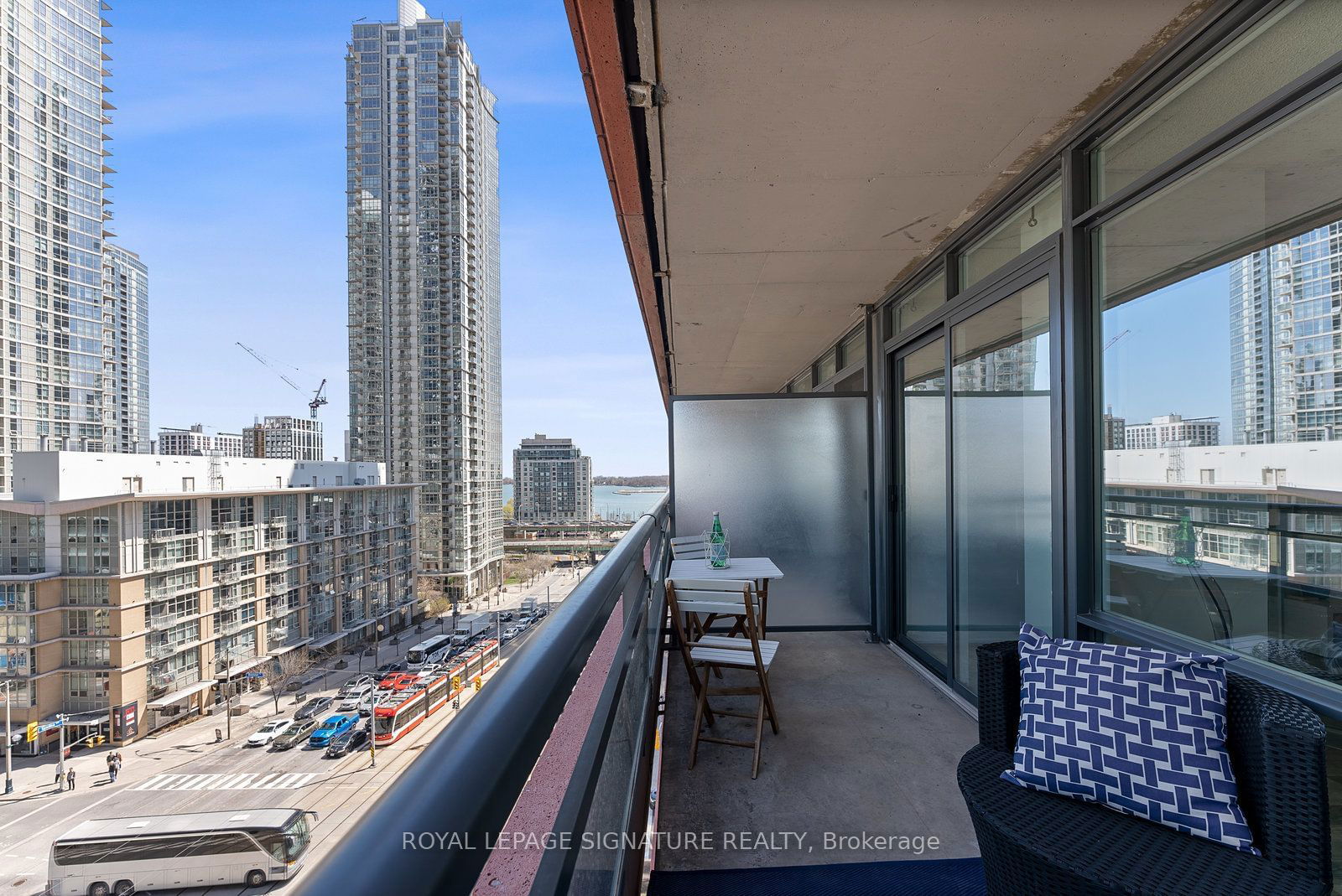 4K Spadina Ave, unit 917 for rent