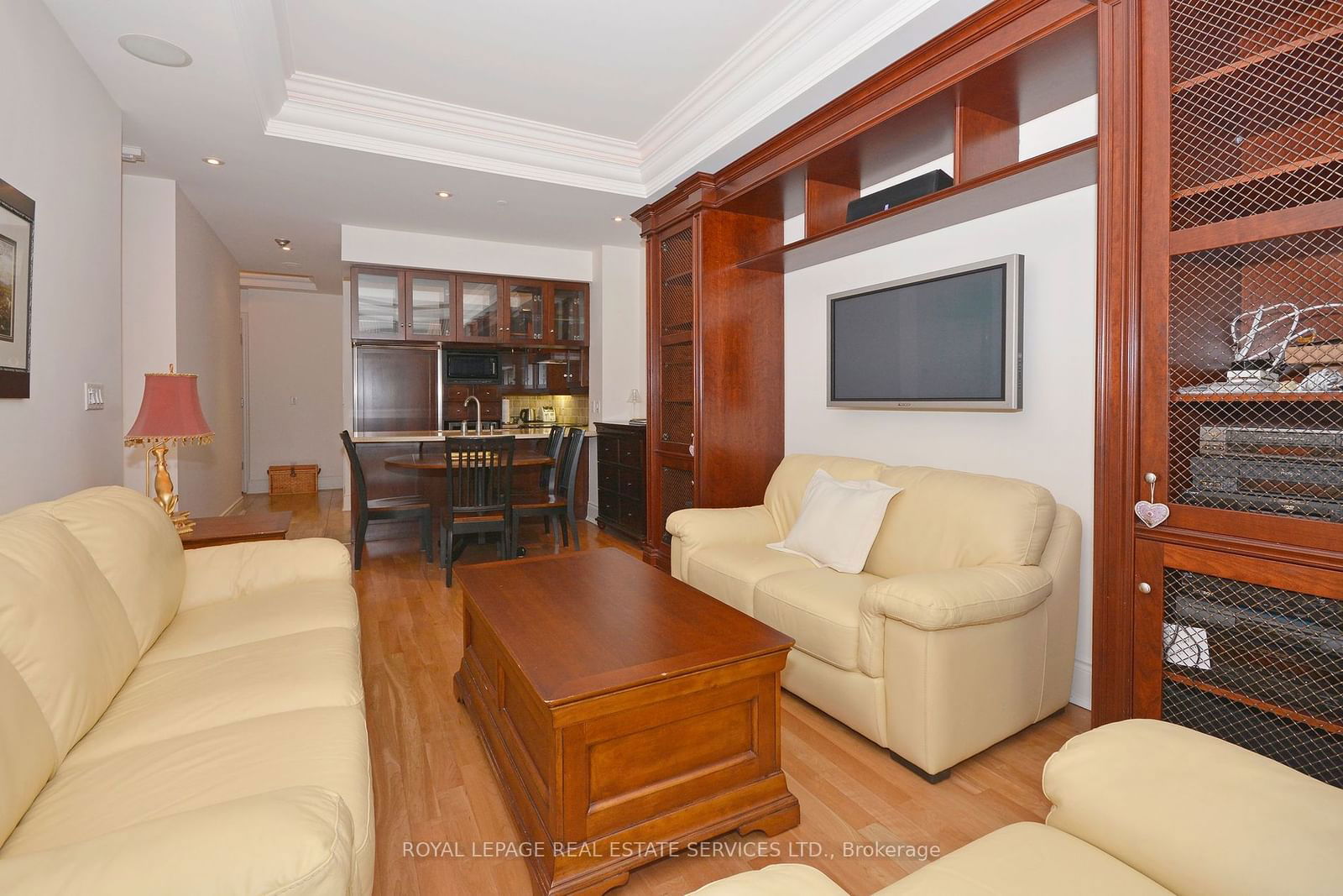 10 Bellair St, unit 301 for rent