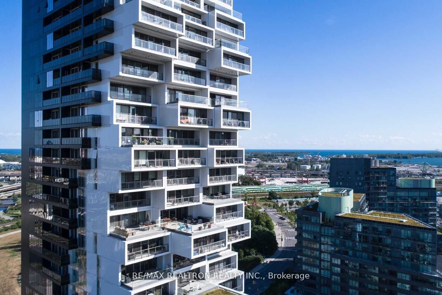 170 Bayview Ave, unit 2302 for rent