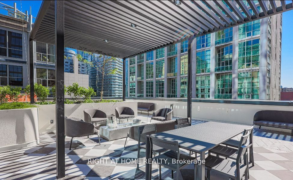 55 Mercer St, unit 1806 for rent