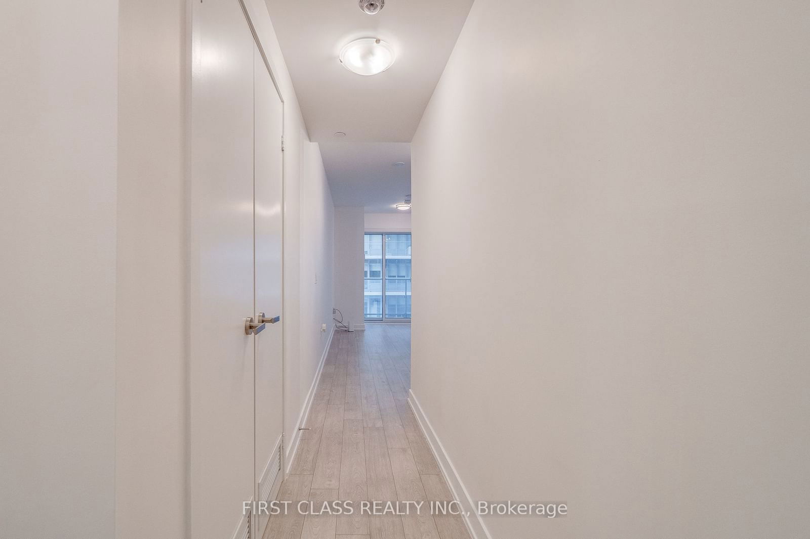 195 Redpath Ave, unit 3414 for sale