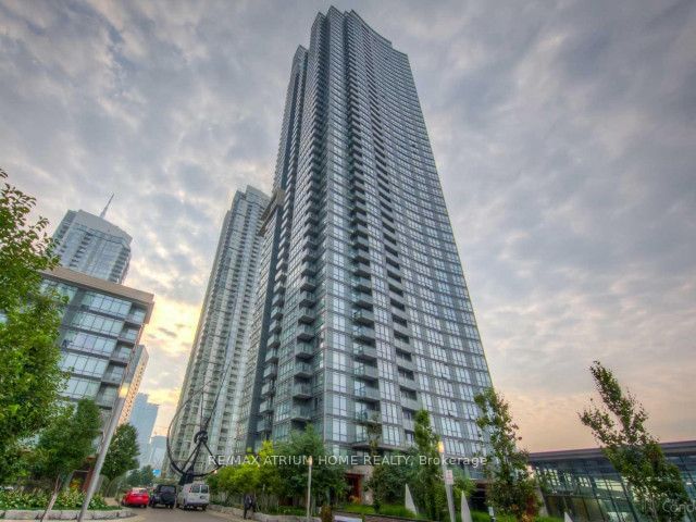 11 Brunel Crt, unit 2705 for rent