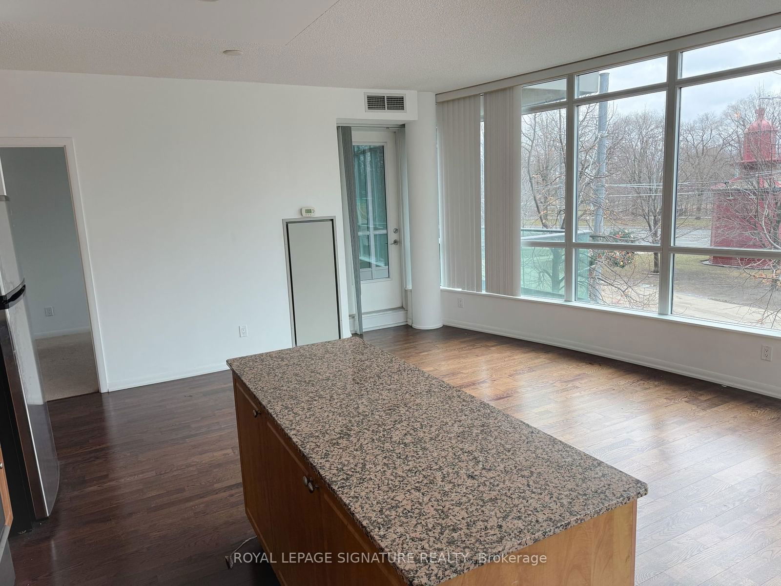 215 Fort York Blvd, unit 209 for rent