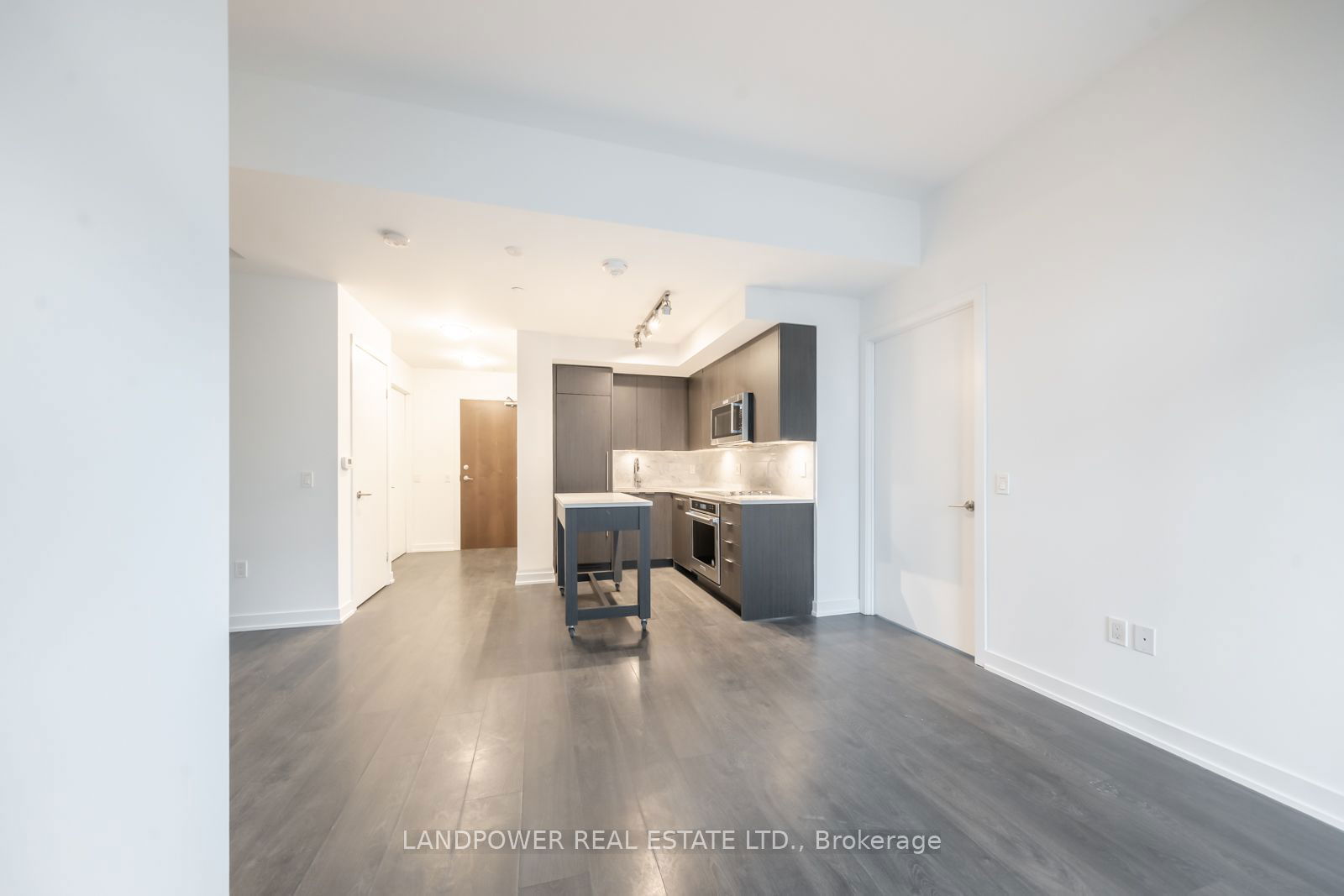 38 Iannuzzi St, unit 741 for rent