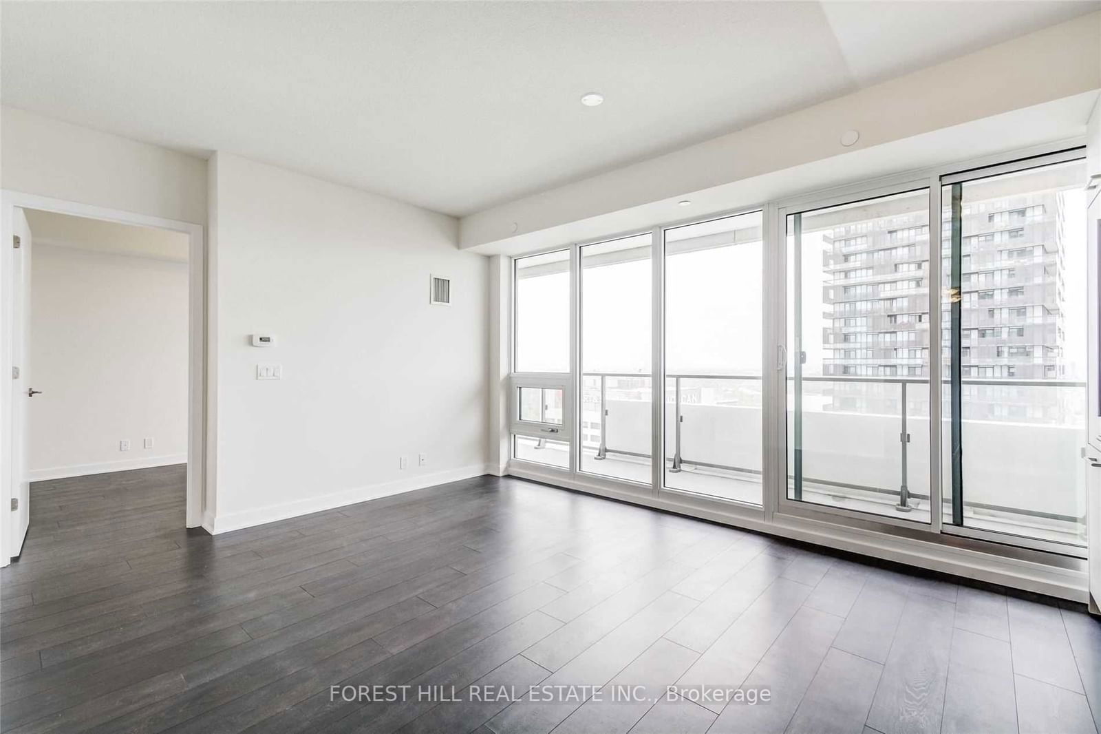 2221 Yonge St, unit 5101 for rent