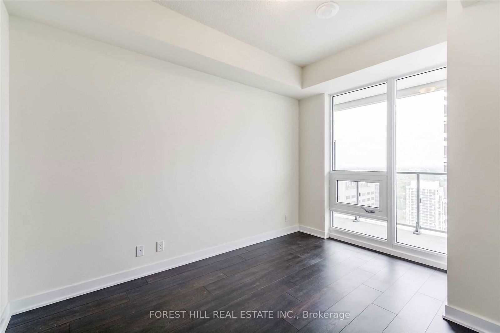 2221 Yonge St, unit 5101 for rent