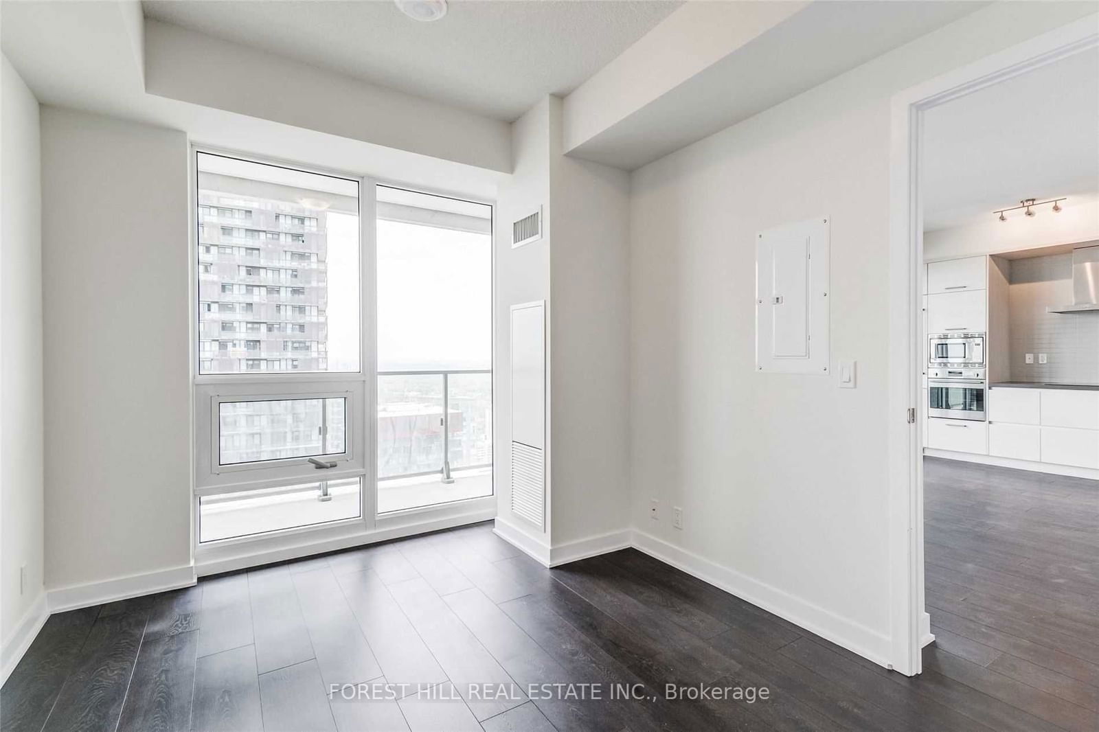 2221 Yonge St, unit 5101 for rent