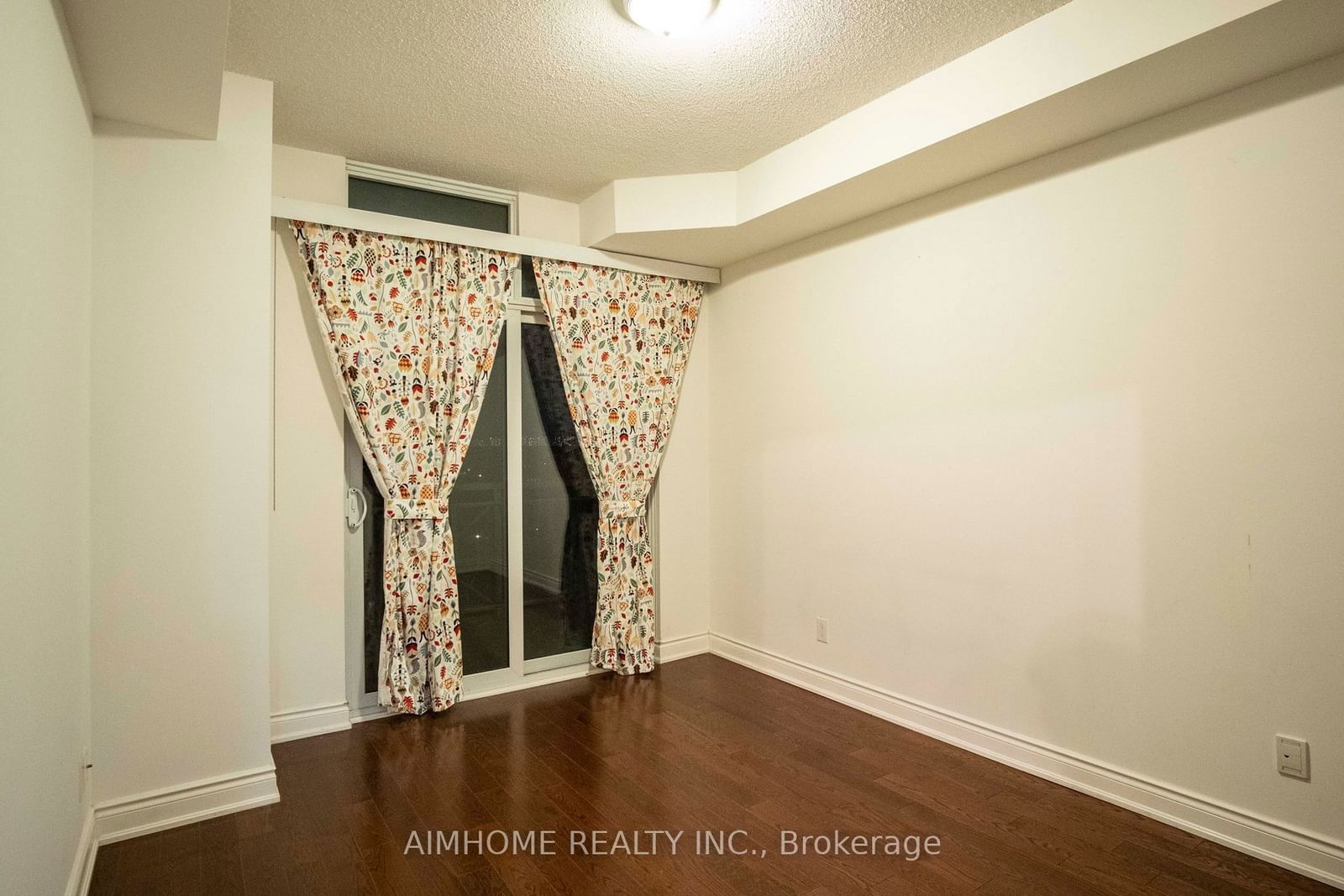 10 Bloorview Pl, unit 1110 for sale