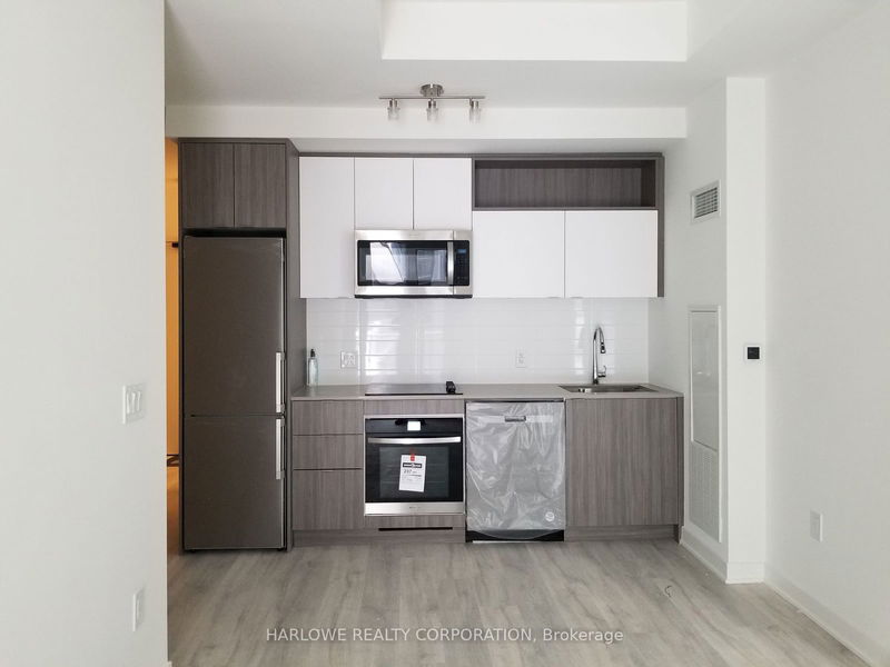 70 Princess St, unit 1534 E for rent