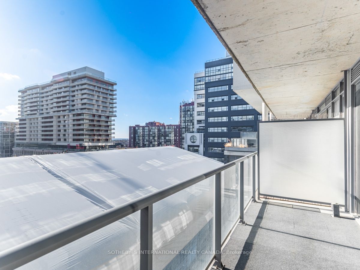 95 Bathurst St, unit 717 for rent