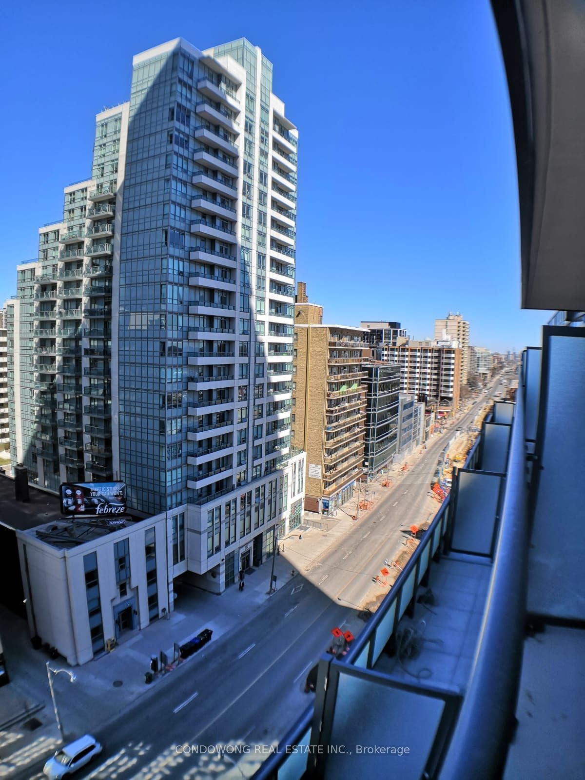 125 Redpath Ave, unit 907 for rent