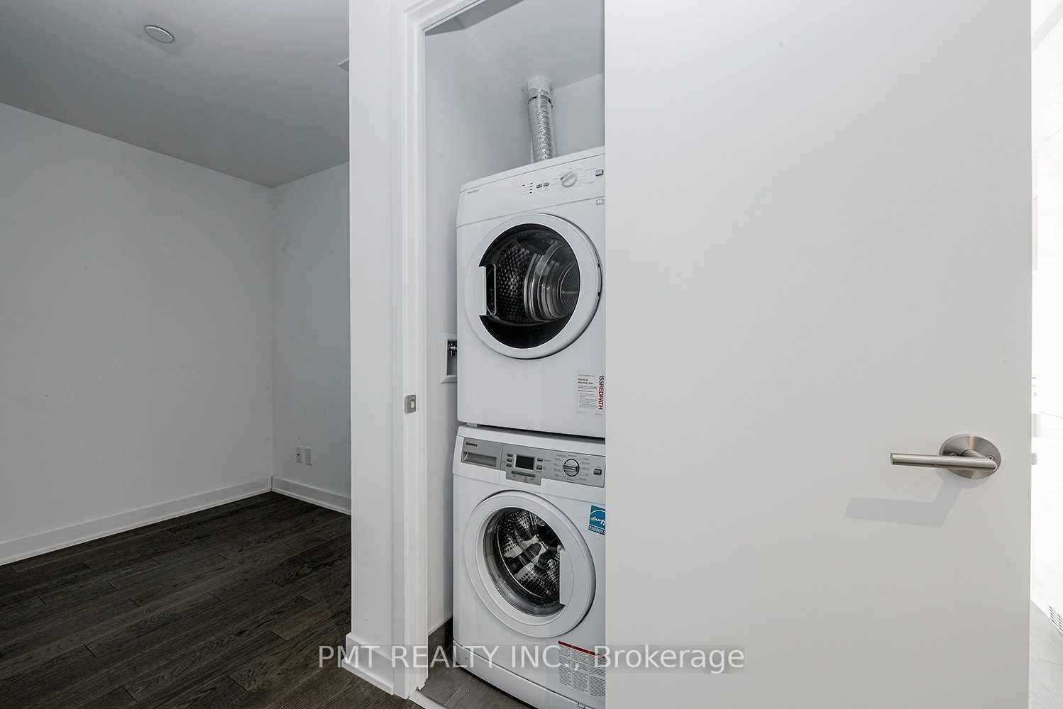 185 Roehampton Ave, unit 2812 for rent