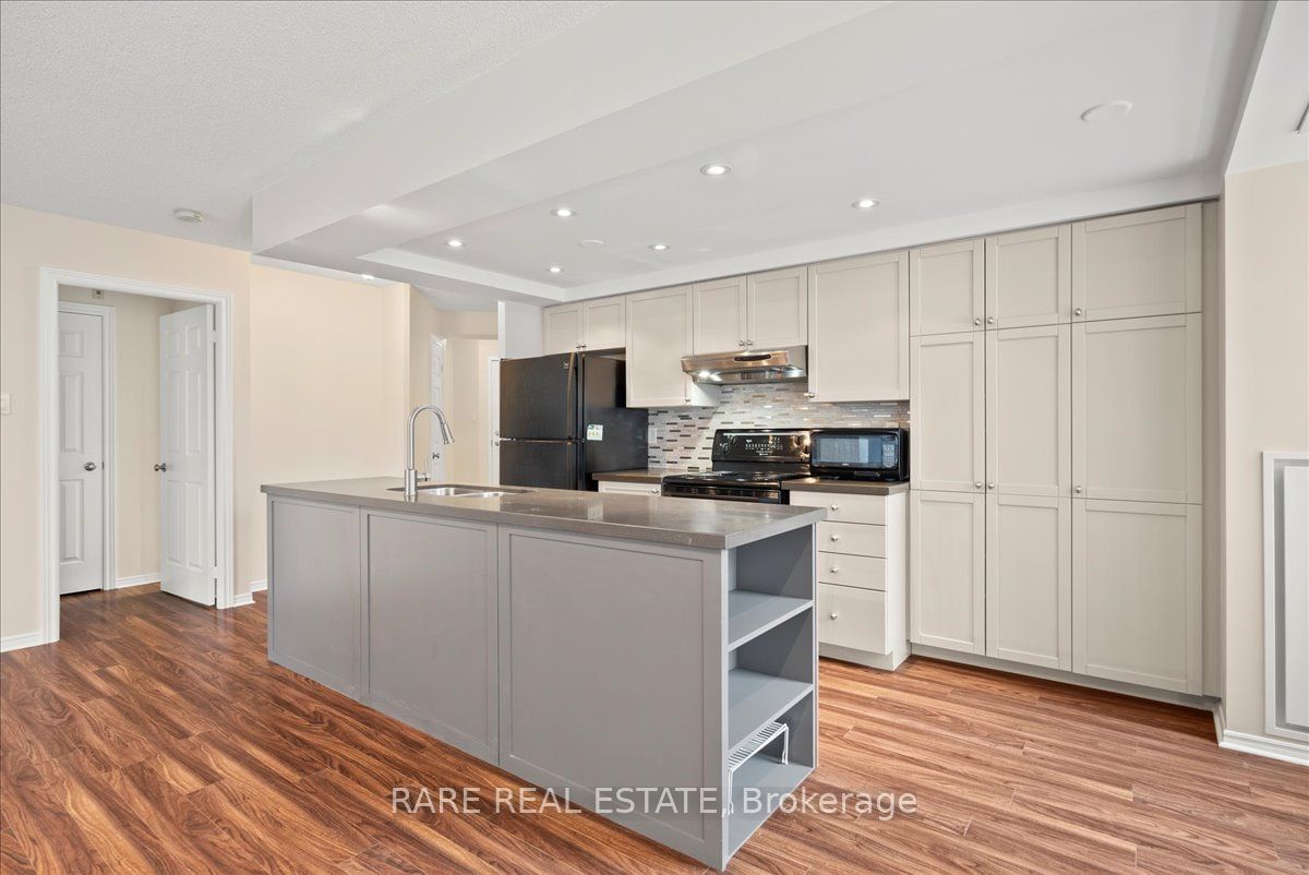 300 Balliol St, unit 313 for rent