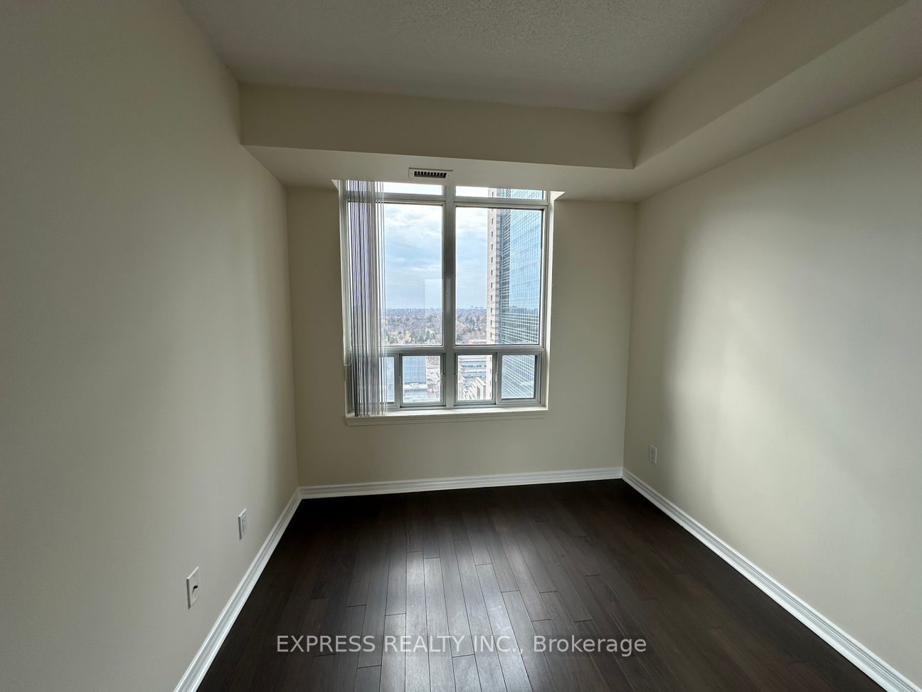 8 Hillcrest Ave, unit 1601 for rent