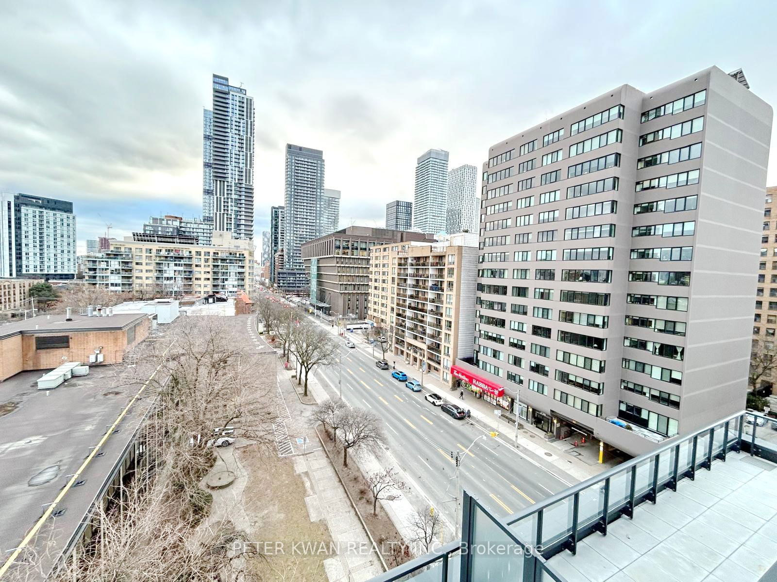 319 Jarvis St, unit 601 for sale