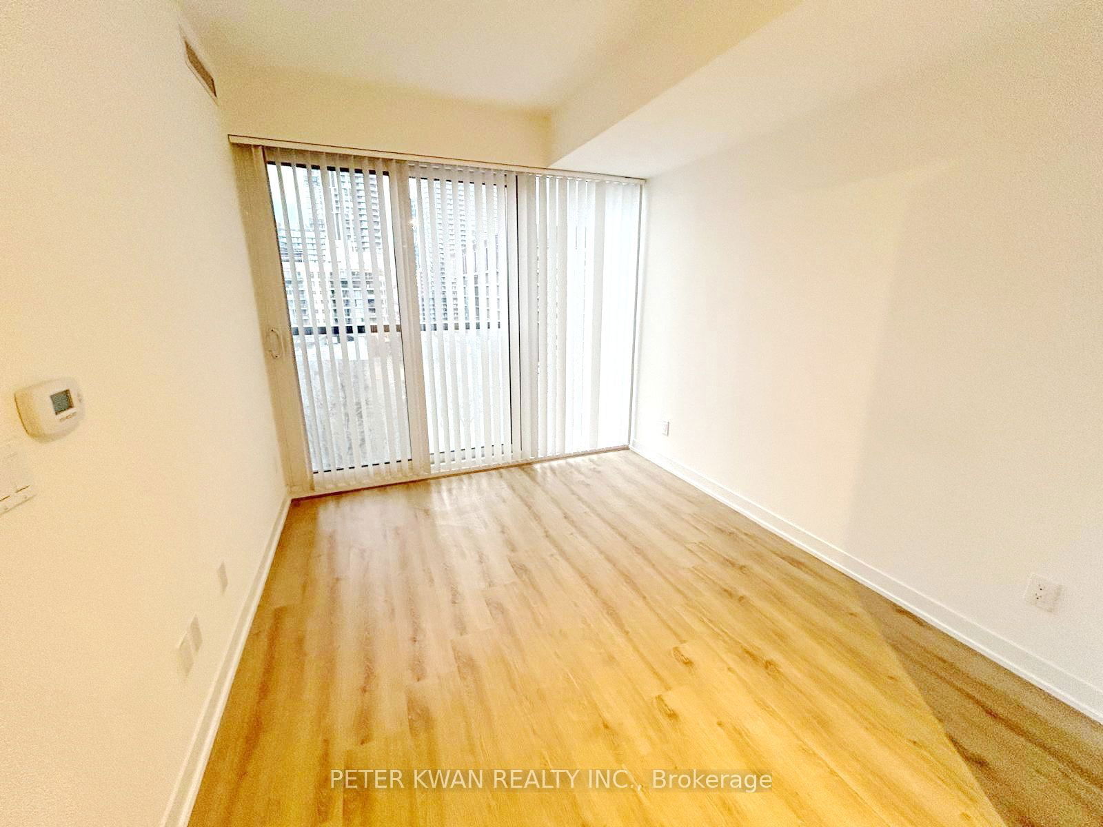 319 Jarvis St, unit 601 for sale