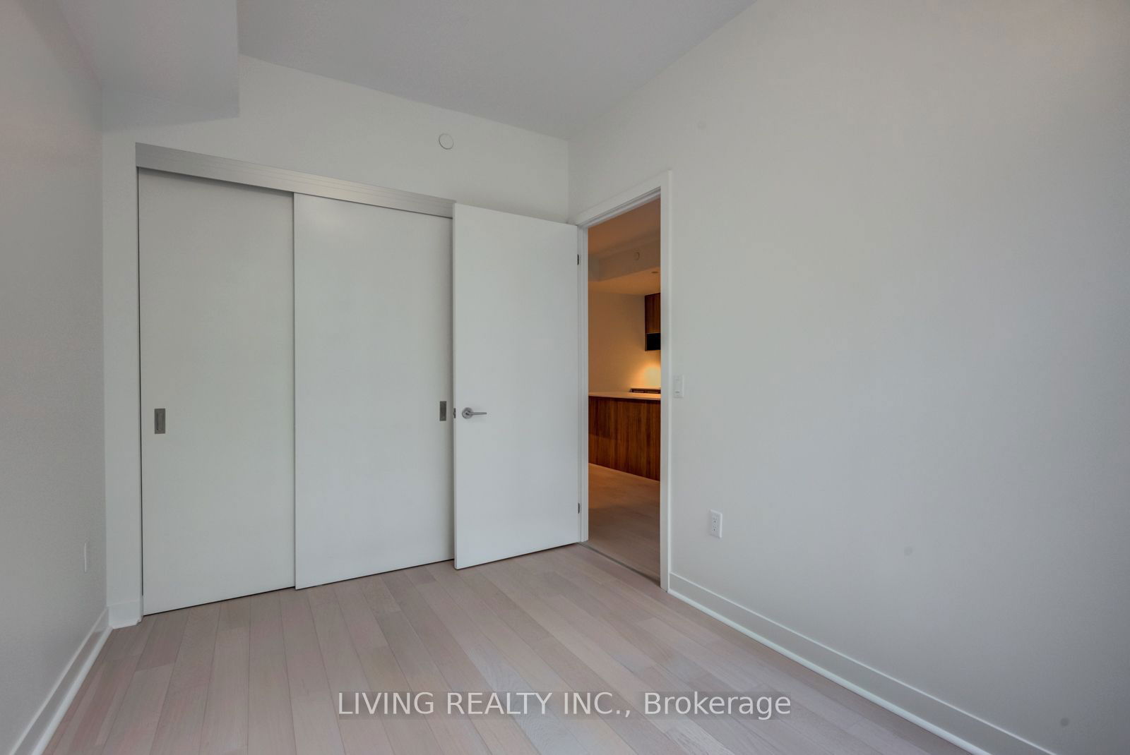 501 Adelaide St W, unit 408 for rent