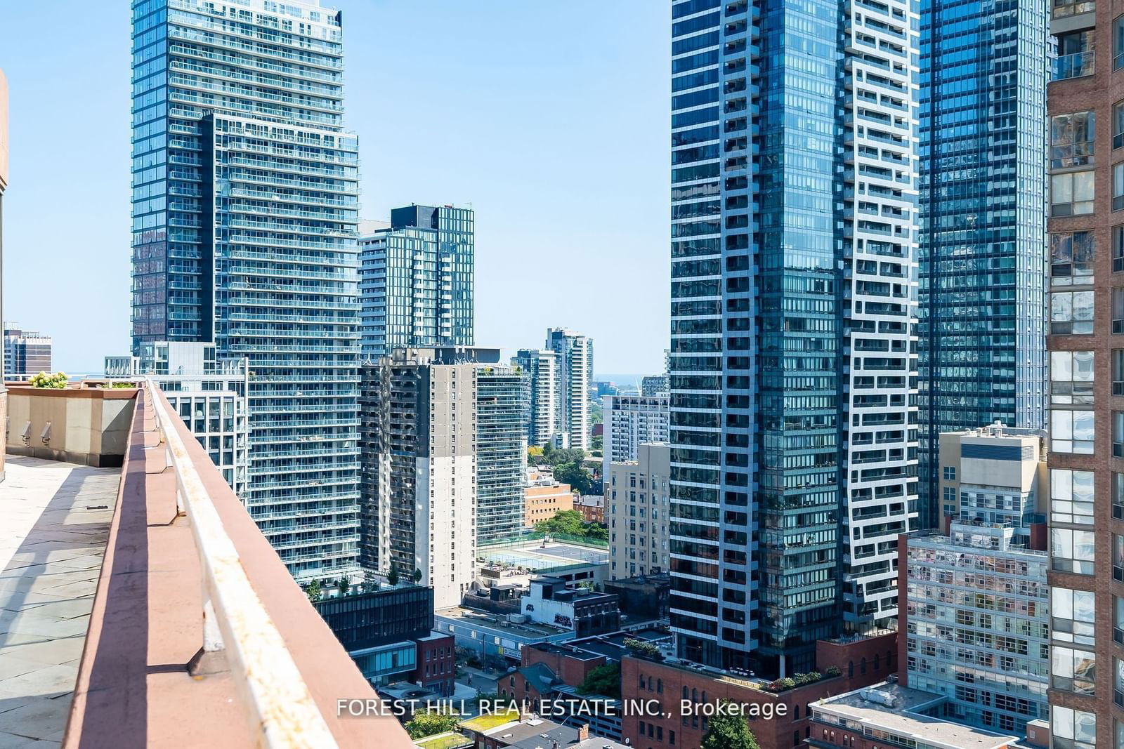 1055 Bay St, unit 201 for sale