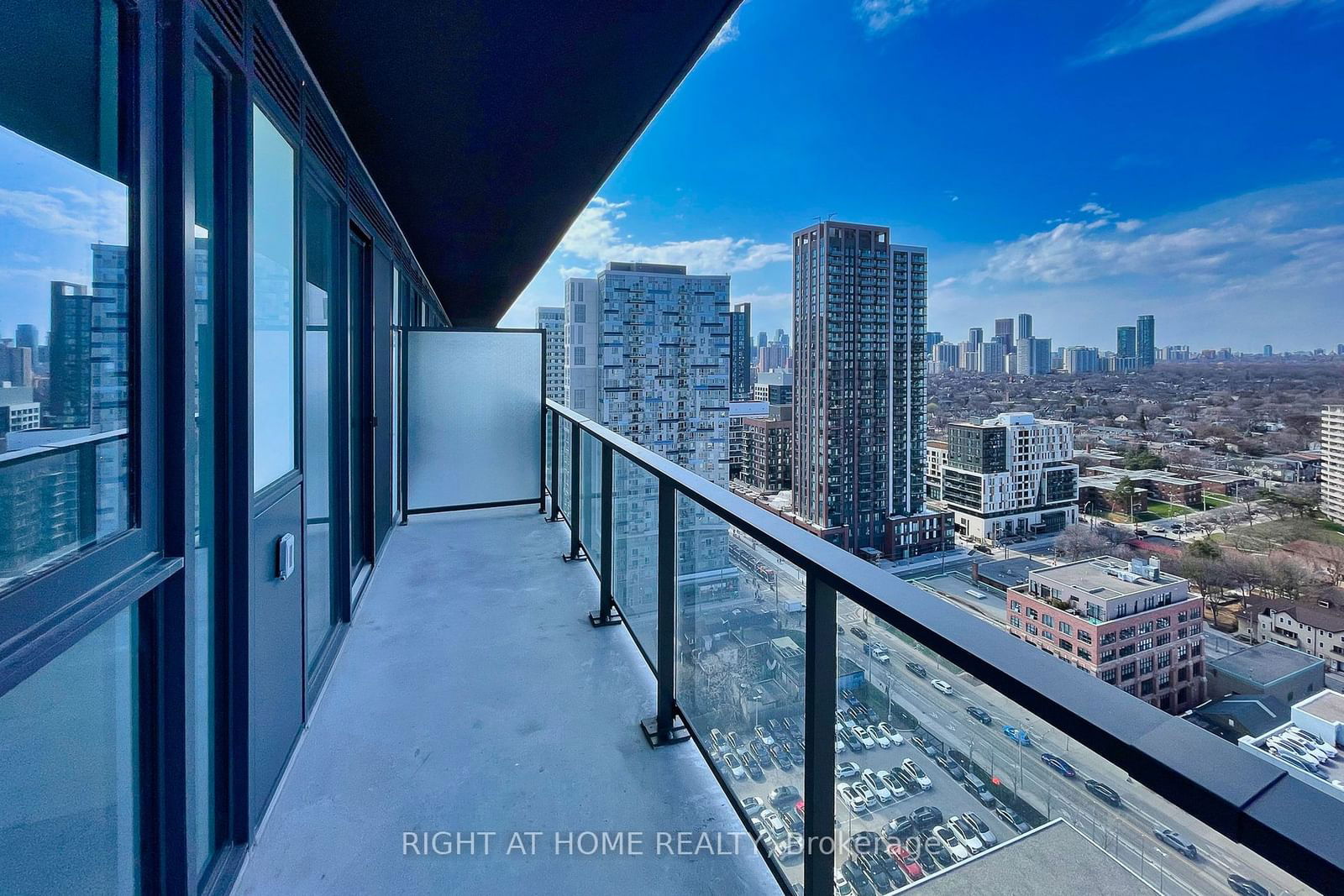 5 DEFRIES St, unit 2211 for rent